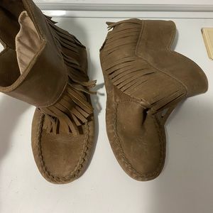 Authentic Manitobah Mukluks - Genuine Leather - Moccasin Womens Booties